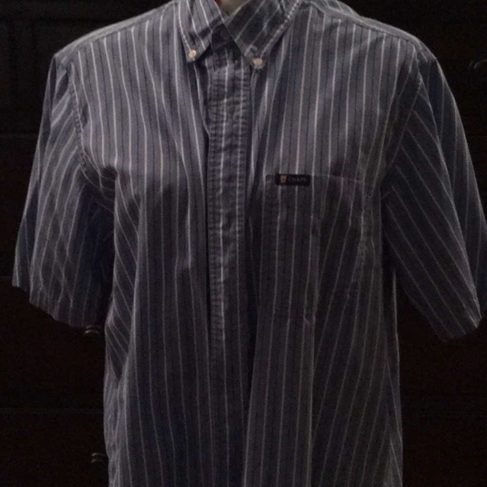 Short sleeve casual dress shirt